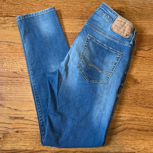 American Eagle Jeans - Picture 2 of 5